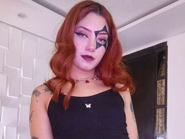 EmmaThomsonn - Live sex cam - 26811906