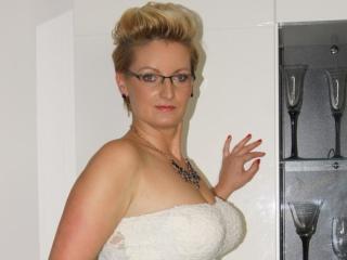 ElizabethKiss - Live sexe cam - 2683008