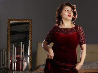 SweetSadieBBy - Show sex with this European Mature 