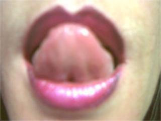 1KinkyBrunette - Chat live hot with this White Lady over 35 