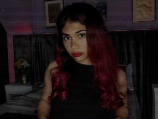 LaurenSimmos69 - Live Sex Cam - 26862159