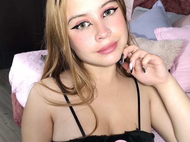 MelaniBecker - сексуальная веб-камера в реальном времени - 26887583