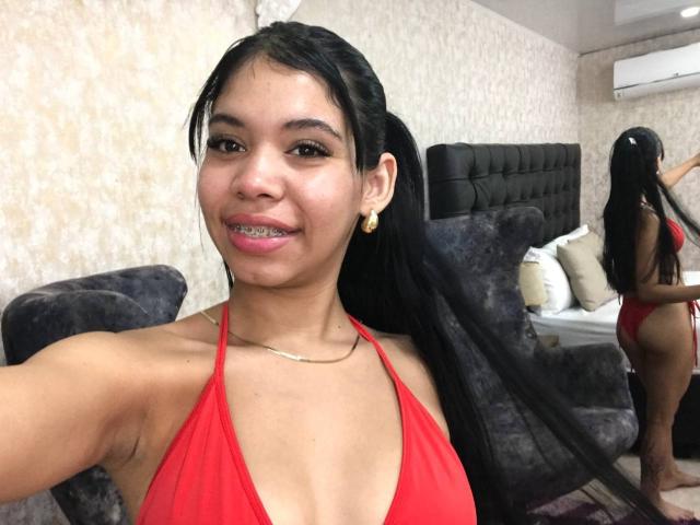 EmaGarces - Live porn &amp; sex cam - 26891230