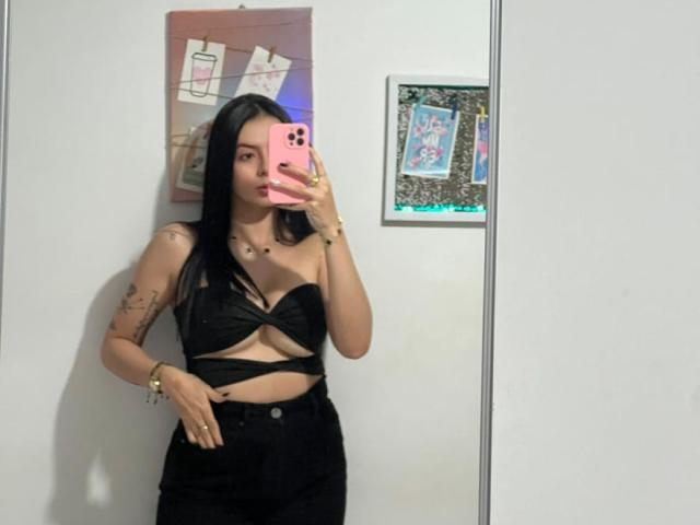 IsabellaJames - Camera khiêu dâm &amp; quyến rũ trực tiếp - 26895668