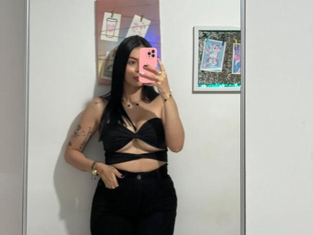 IsabellaJames - Live sex cam - 26895696