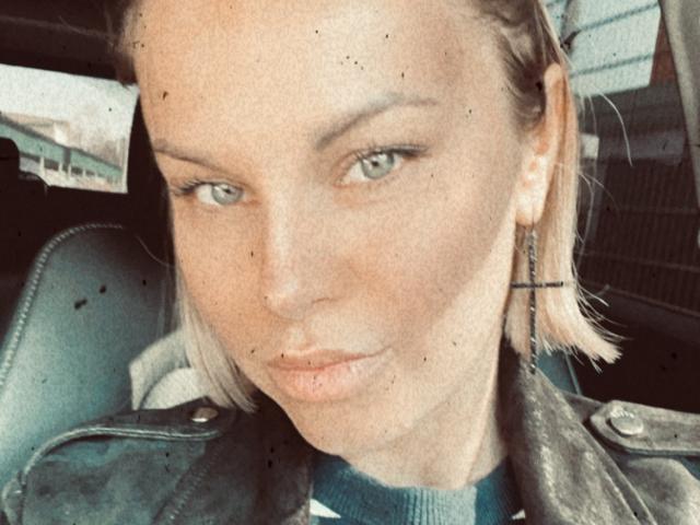 BelleLisaG - Live porn &amp; sex cam - 26902213