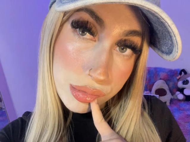 SammyViolet - Live porn &amp; sex cam - 26902759