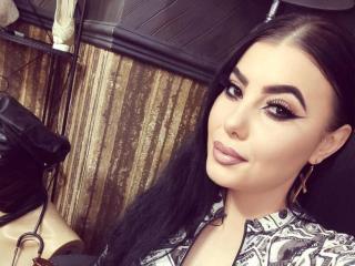MelissaGlow - Live sex cam - 26909843