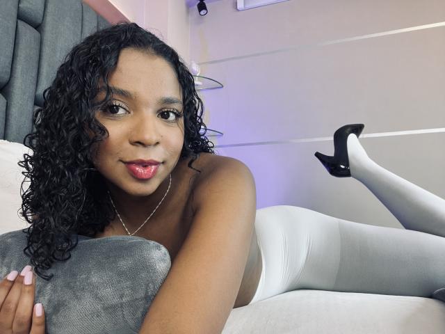 LisaMendez - Live sex cam - 26925040