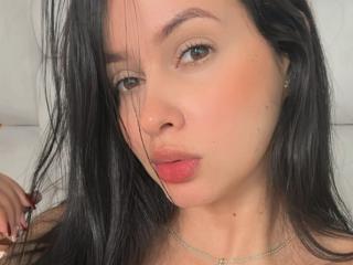 EmilyParkerr - Live porn &amp; sex cam - 26925103