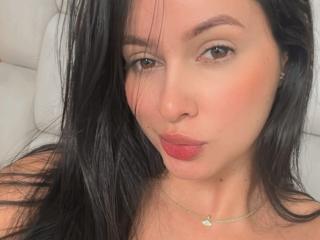 EmilyParkerr - Live porn &amp; sex cam - 26925110