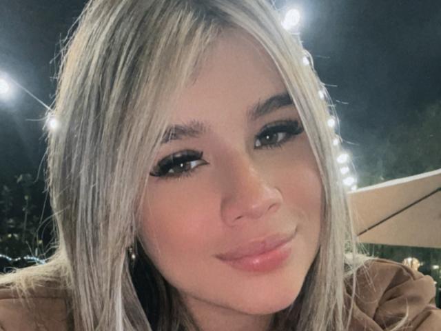 SashaPolet - Élő pornó és szexkamera - 26925362