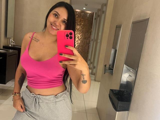 YessiJaymes - Live sex cam - 26926762