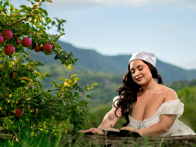 EvelinLombardi - Live porn &amp; sex cam - 26948280