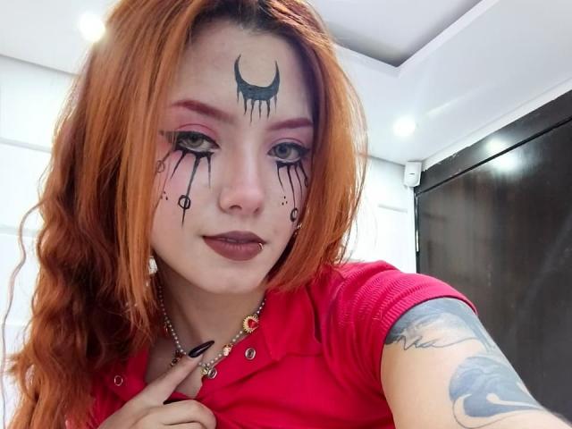 EmmaThomsonn - Live sex cam - 26950912