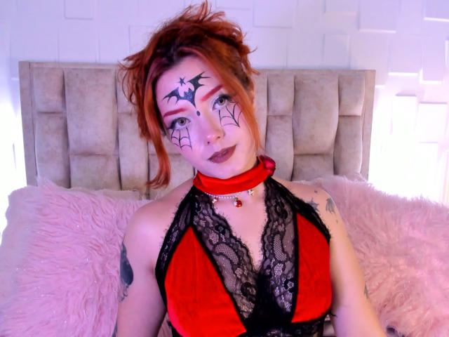 EmmaThomsonn - Live porn &amp; sex cam - 26950947