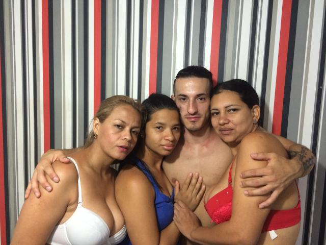 ThreeNstyGirlsAndOneGuy - Sexe cam en vivo - 2696188