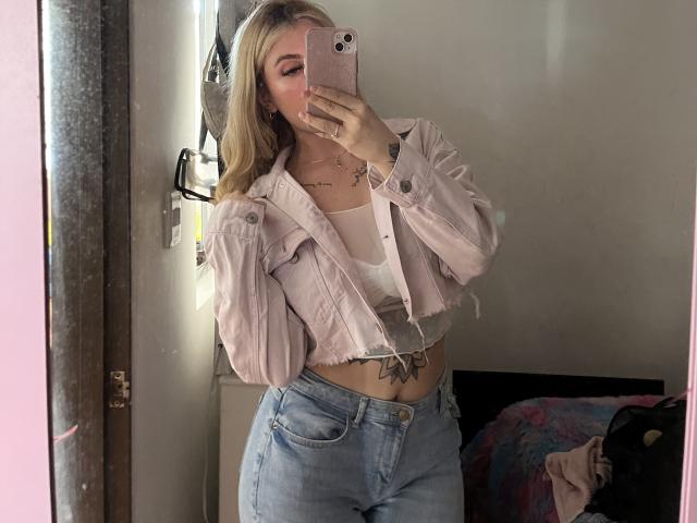 SammyViolet - Live sexe cam - 26970914