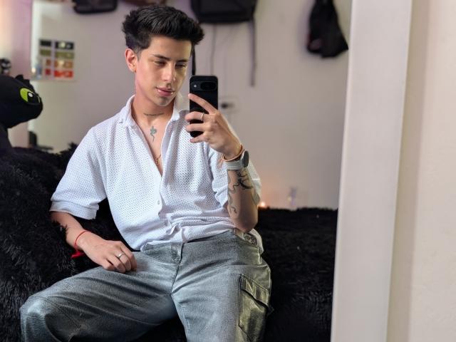 IanMonDumas - Live sex cam - 26974088