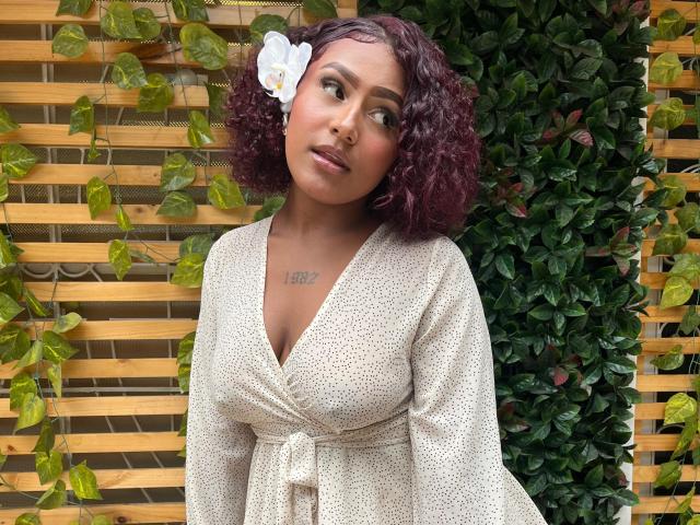 AmberQueeny - Live sex cam - 26984547