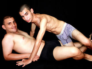TonnyForSantini - Webcam exciting with this latin american Male couple 