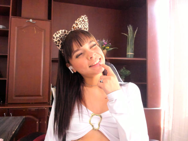 LunaFreya - Live sex cam - 26996756