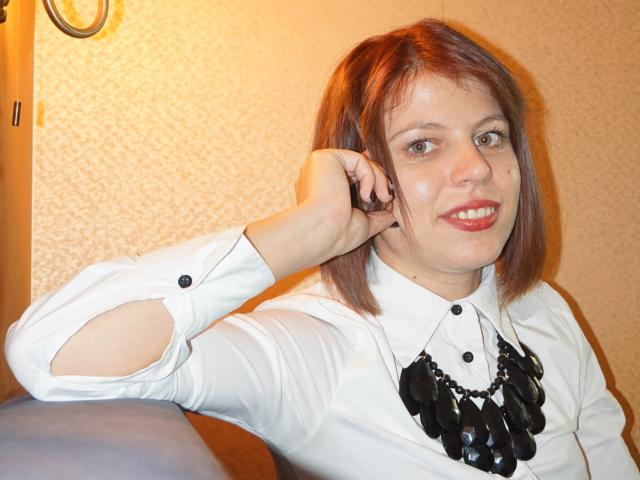 SophiaGreens - Live sex cam - 2699771