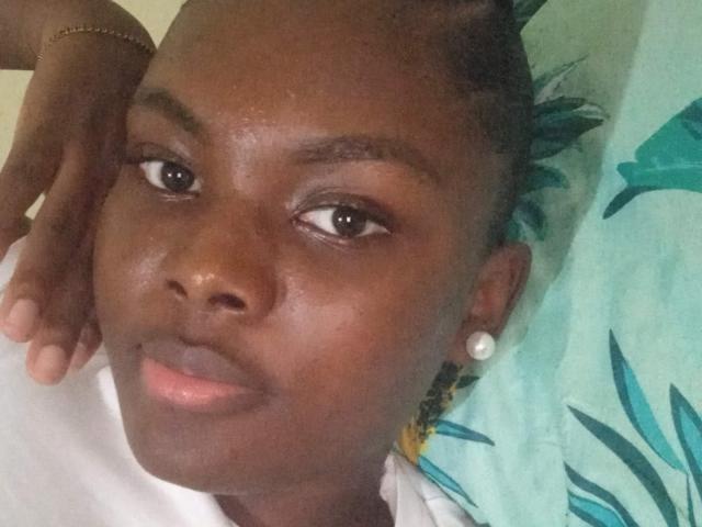 LuciCrees - Live sex cam - 27012597