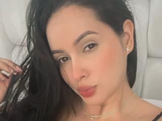 EmilyParkerr - Live porn &amp; sex cam - 27012618