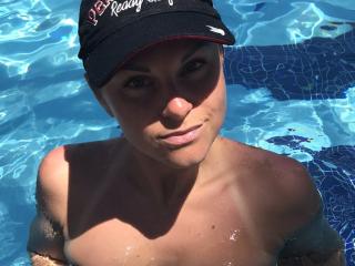 BelleLisaG - Live sex cam - 27016029