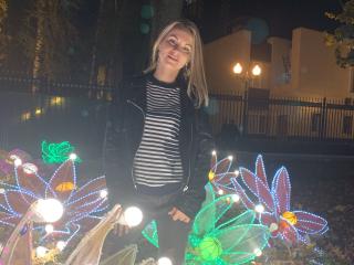 BelleLisaG - Live sex cam - 27016120