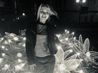 BelleLisaG - Live sex cam - 27016162