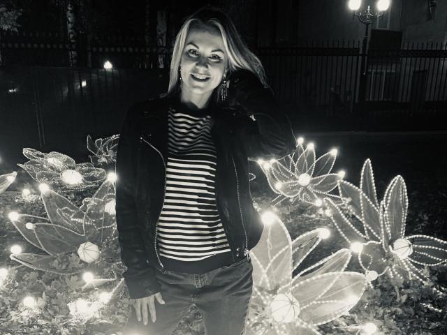 BelleLisaG - Sexe cam en vivo - 27016162