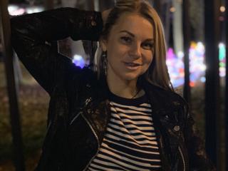 BelleLisaG - Live sex cam - 27016386