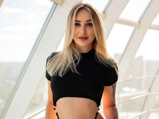 CandyGraces - Live porn &amp; sex cam - 27016939