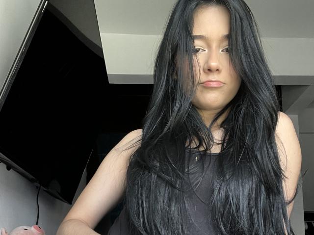 DeisyWest - Live Sex Cam - 27033667