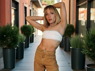 MegandoSantoss - Live porn &amp; sex cam - 27034017