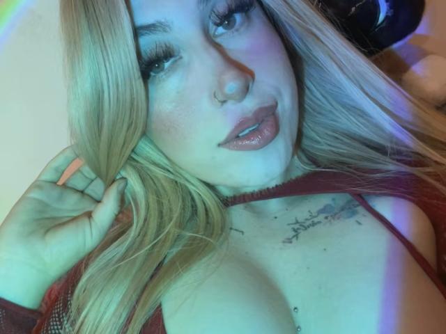SammyViolet - Live sex cam - 27040205