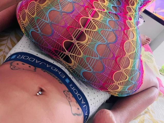 AmberAndFretcy - Live porn &amp; sex cam - 27040226