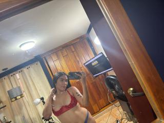 SharonKlart - Live Sex Cam - 27045602