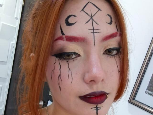 EmmaThomsonn - Live sex cam - 27051034