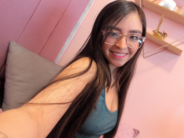 EvaMcAllister - Live sexe cam - 27088463