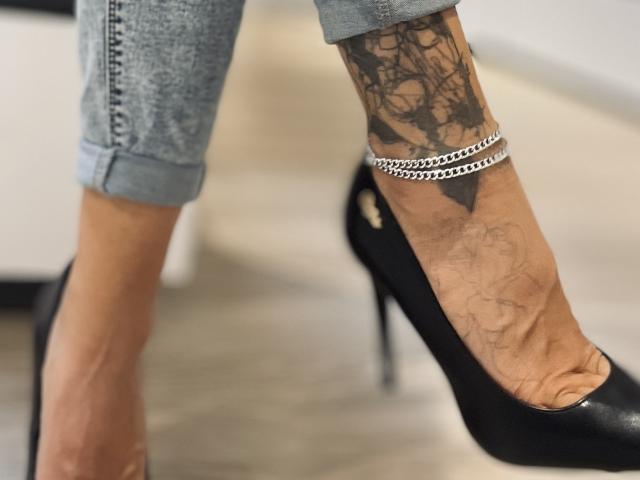 DaneeSoHot - Live sex cam - 27090157