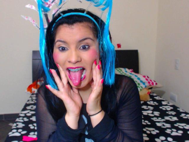 PrettyDolly - Camera khiêu dâm &amp; quyến rũ trực tiếp - 2709474