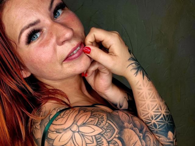 Chrissi69-hot - Live porn &amp; sex cam - 27101434