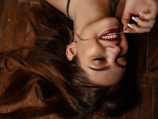 MilanaKitty - Sexe cam en vivo - 27103513