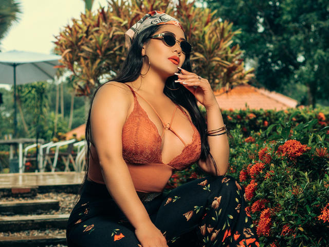 KhloeLawson - Live porn &amp; sex cam - 27111892