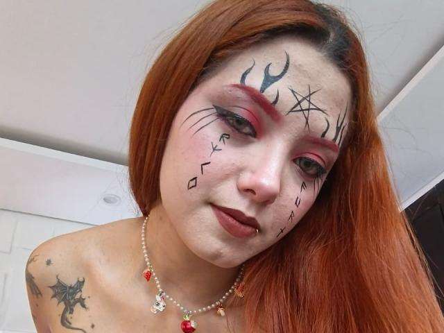 EmmaThomsonn - Sexe cam en vivo - 27118178