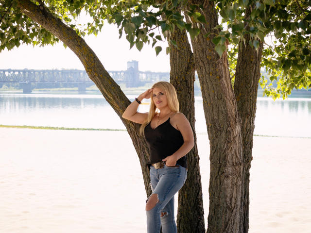 JulyaBailly - Sexe cam en vivo - 27128706