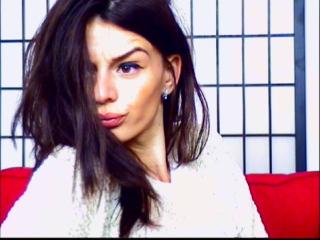 MystiqueAngel - Chat cam exciting with this black hair 18+ teen woman 